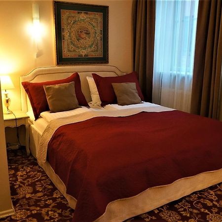 Hotel Radharanė Kaunas Bagian luar foto