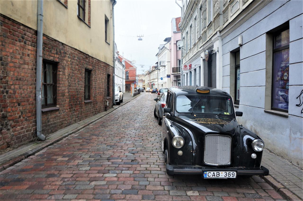 Hotel Radharanė Kaunas Bagian luar foto