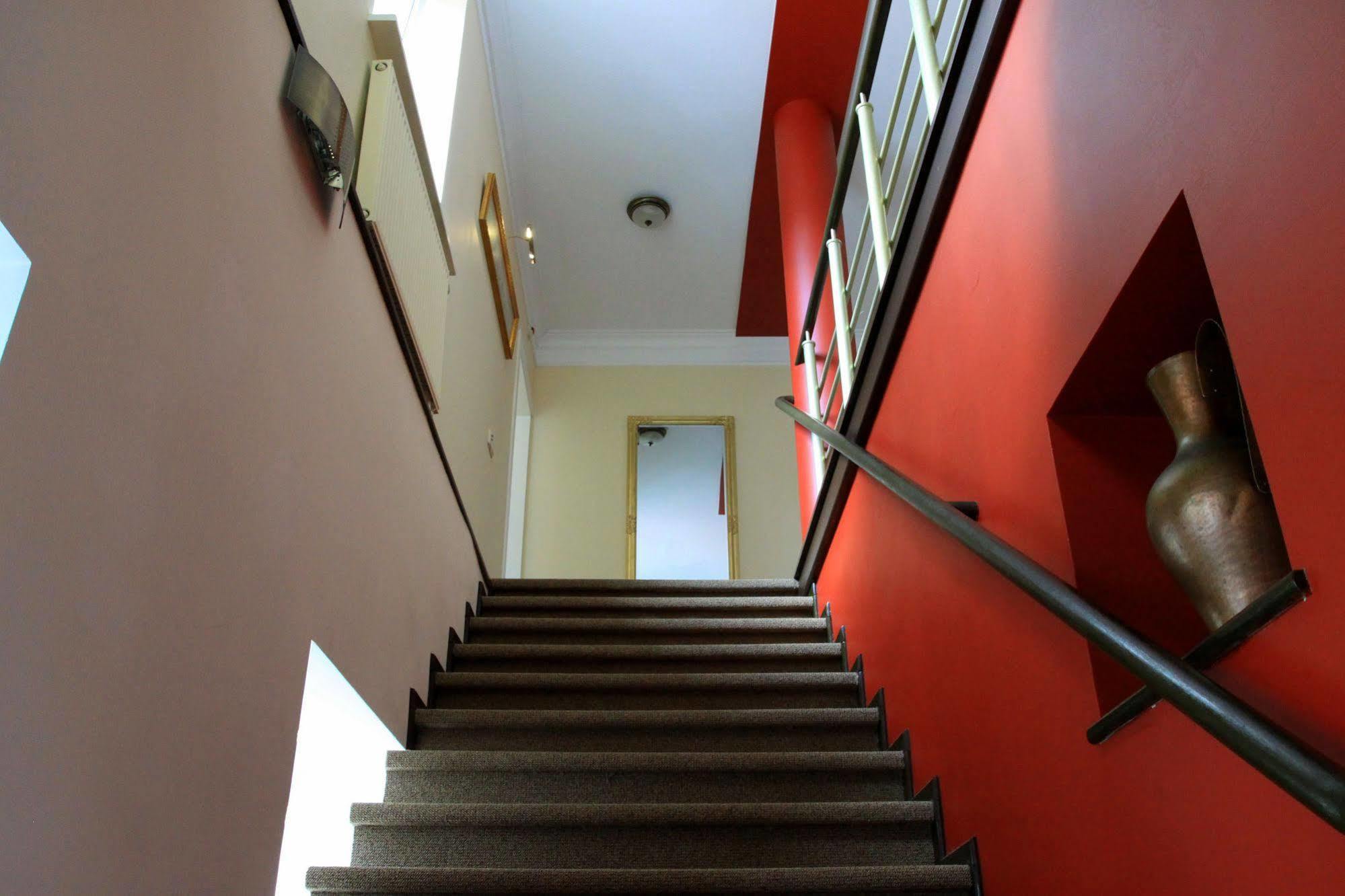 Hotel Radharanė Kaunas Bagian luar foto